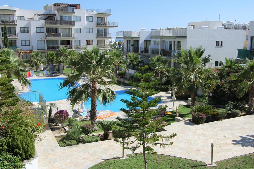 Danaos Pool View Appartement Paphos Buitenkant foto